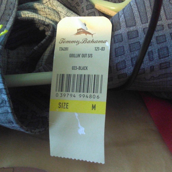 BNWT VINTAGE SILK TOMMY BAHAMA MENS SHIRT SZ. MED GRILLIN OUT S/S GREYS PKTS - Picture 10 of 10